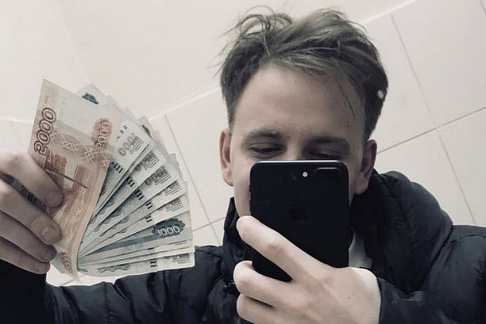 Убийцу петербургский студентки, который сделал селфи с трупом, осудили на 16 лет