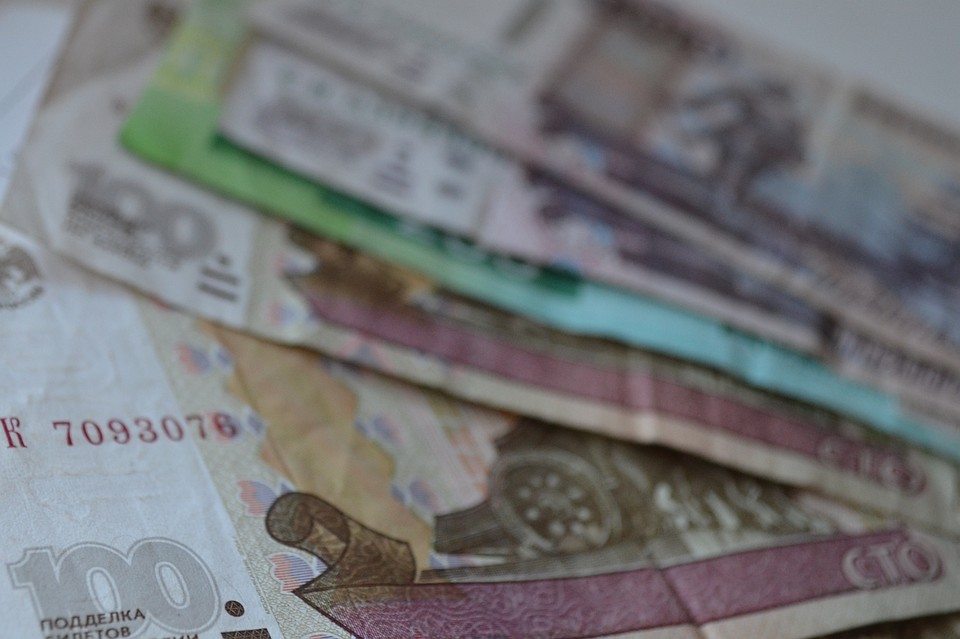 В Липецке работница кафе стащила из кассы 130000 рублей