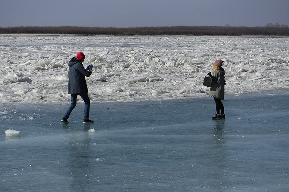 Уже скоро Амур и малые реки полностью спрячутся под лед