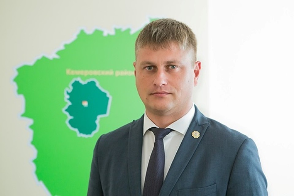 Новый мэр Юрги официально вступил в должность. ФОТО: пресс-служба Кемеровского муниципального района.