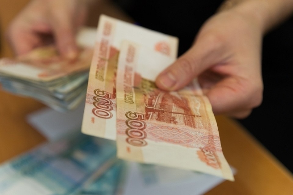 Гендиректор компании из Новокузнецка получил зарплату в 380 тысяч рублей по суду