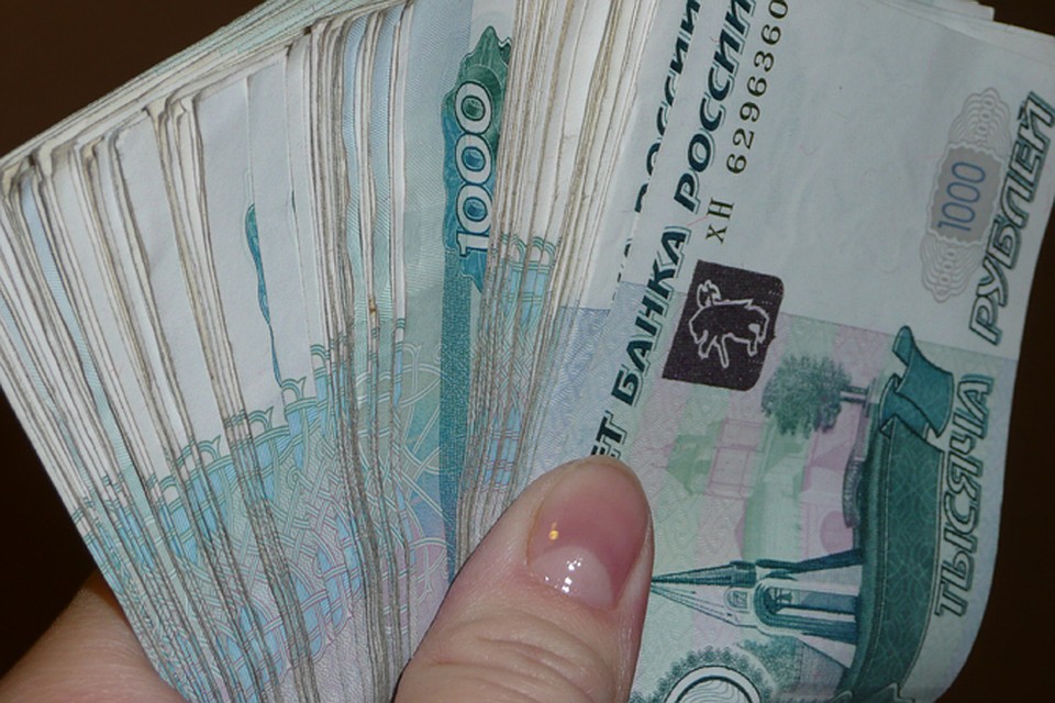 «Следователь» выманил у жительницы Сургута почти полмиллиона рублей