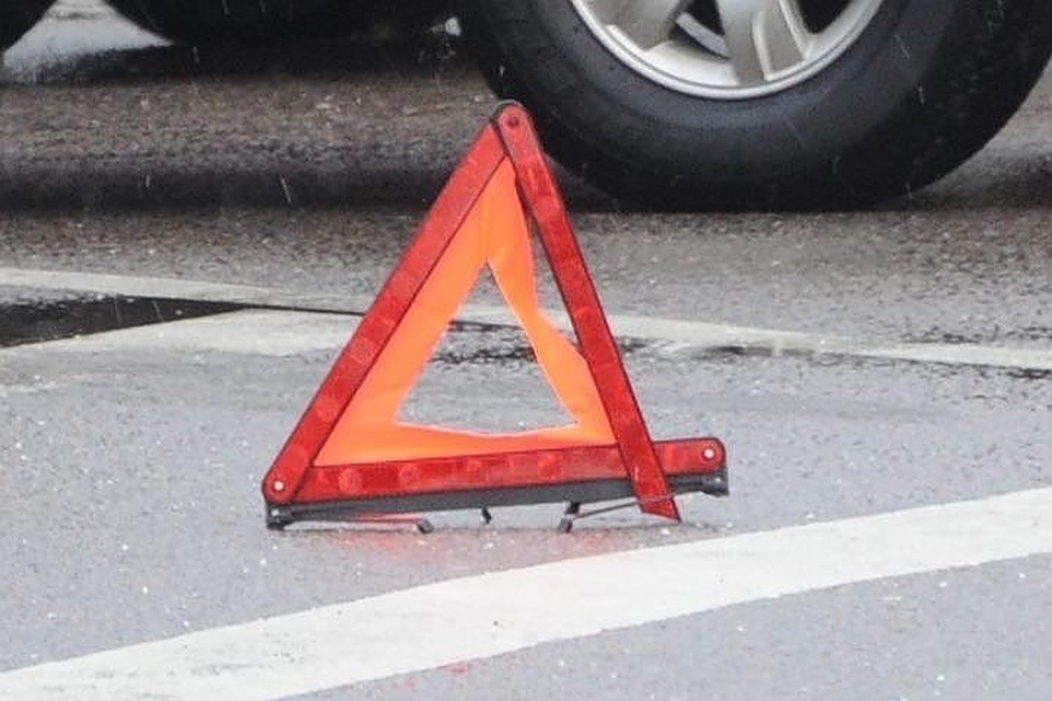 Обстоятельства аварии выясняют сотрудники ГИБДД.