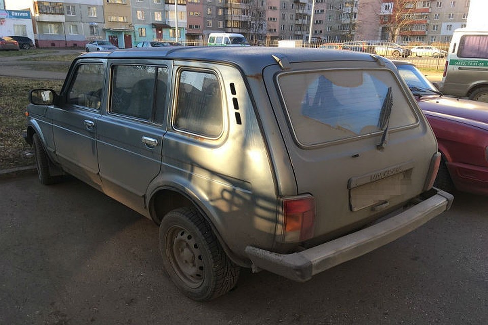Денег, полученных от продажи отечественной легковушки, хватит, чтобы покрыть лишь часть долга. ФОТО: УФССП по Ярославской области