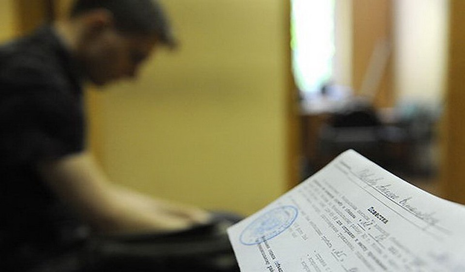 Пока парень бегал от армии, он успел много чего натворить.