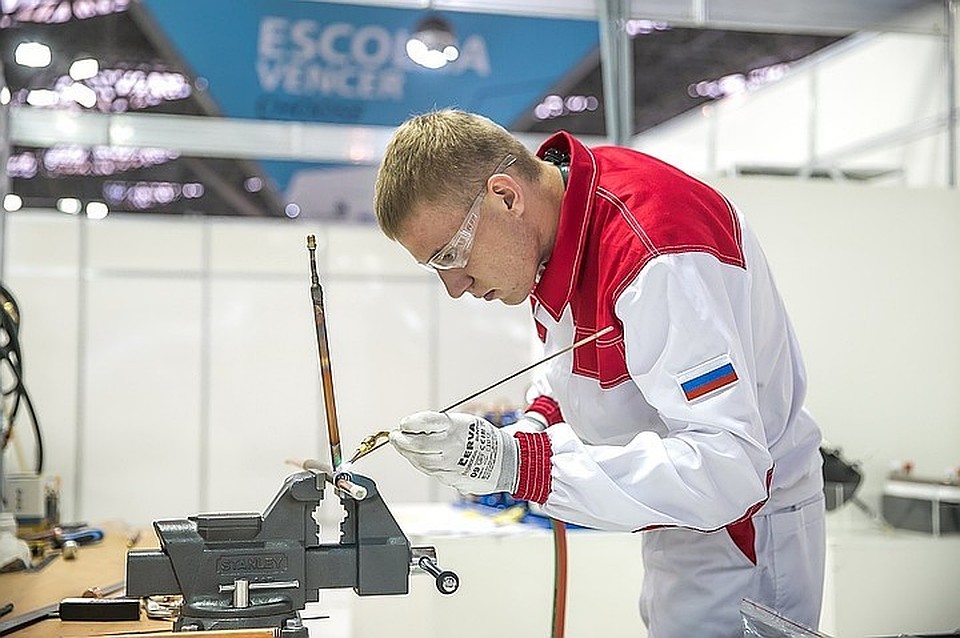 Соревнования по стандартам WorldSkills позволяют молодым людям узнать, кто круче владеет своей профессией.