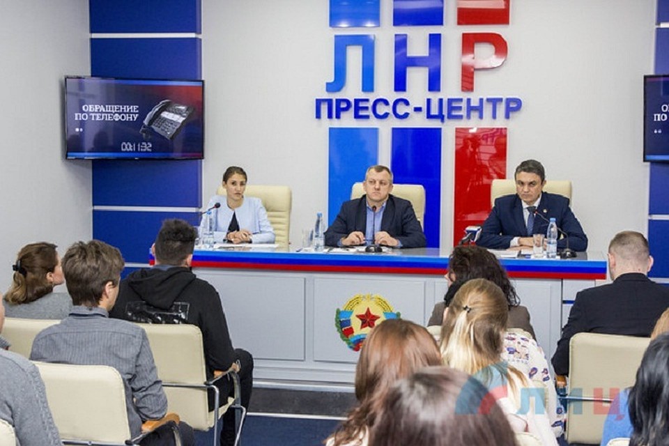 Также Пасечник добавил, что Республика на сегодняшний день уделяет особое внимание молодому поколению. Фото: lug-info.com