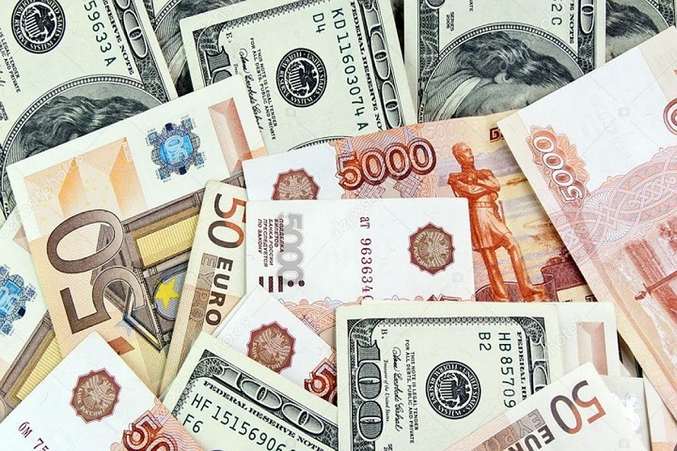 Средневзвешенный курс российского рубля составил 6,0349 тенге