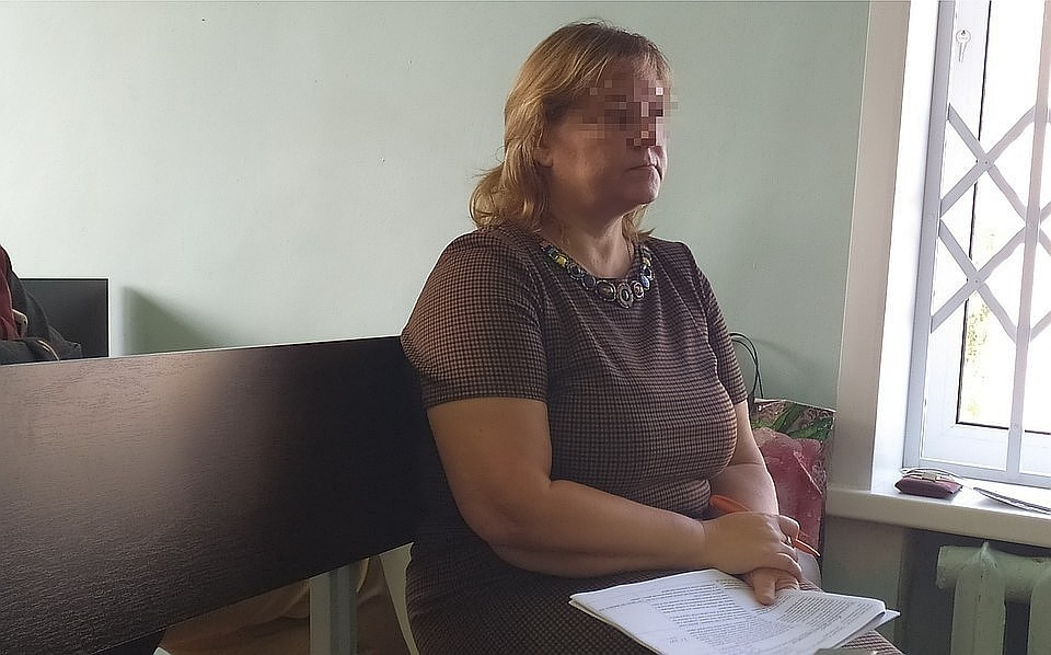 Завуча приговорили к двум годам лишения свободы условно.