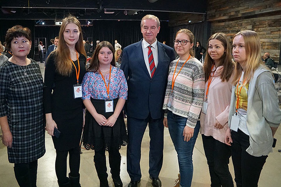 Глава Приангарья провел традиционную пресс-конференцию в рамках фестиваля «Байкальская пресса». Фото: Пресс-служба правительства Иркутской области