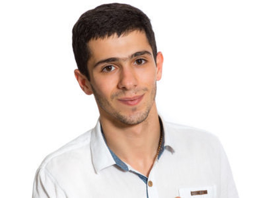 Cергей Азарян.