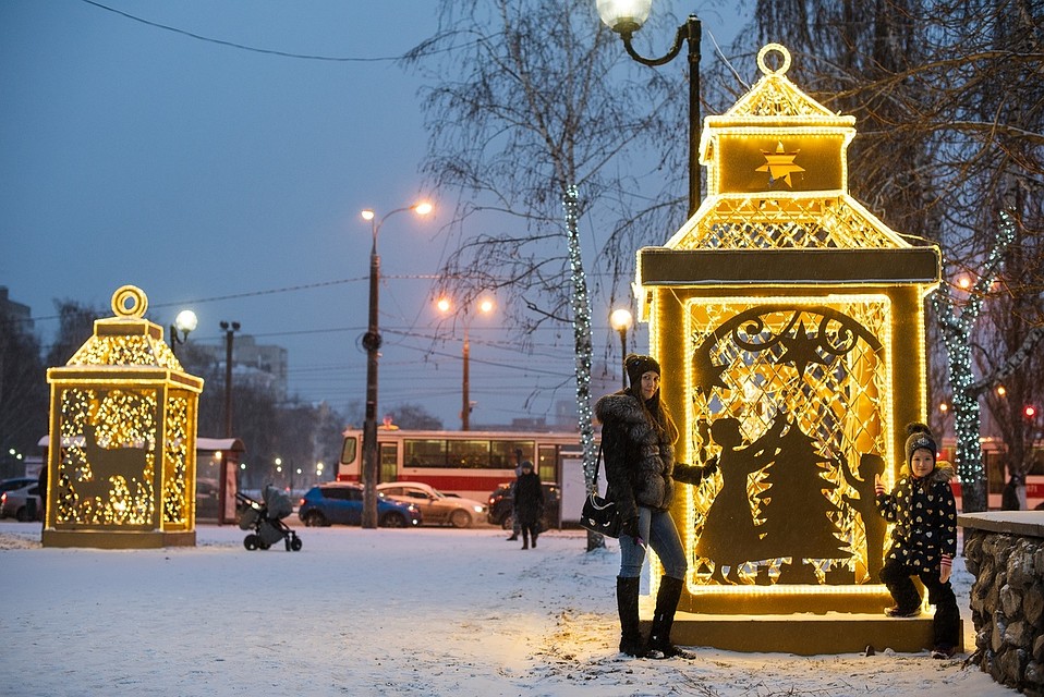 Волшебный фонарик всем горожанам к лицу