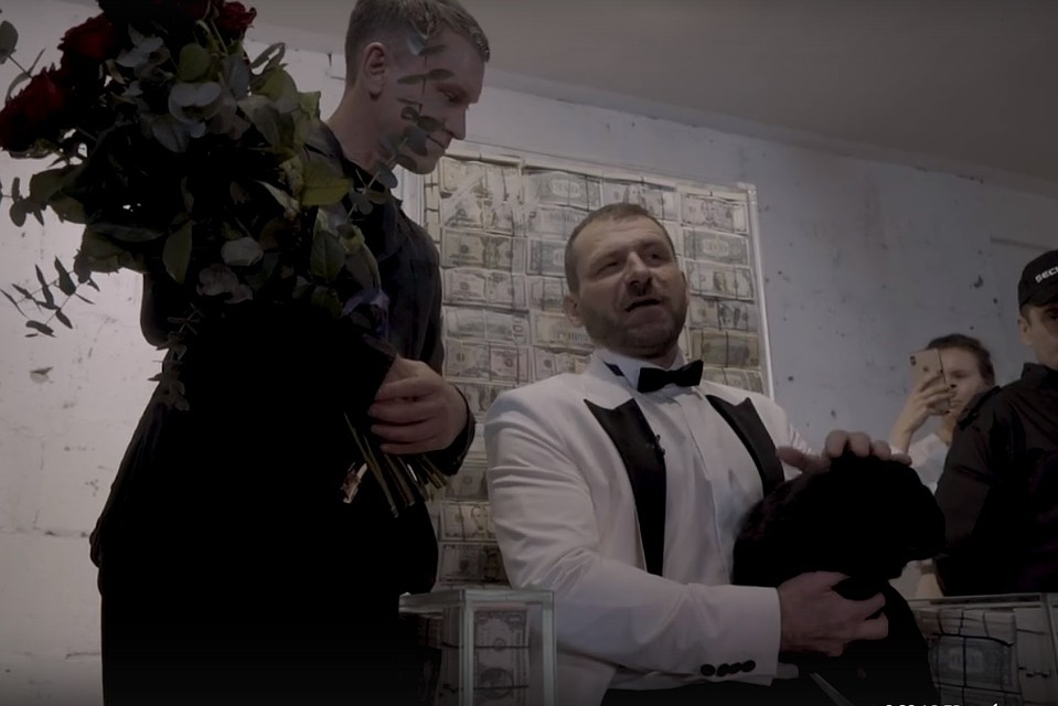 Трон находится в Музее эмоций в Москве. Фото: Алексей Сергиенко