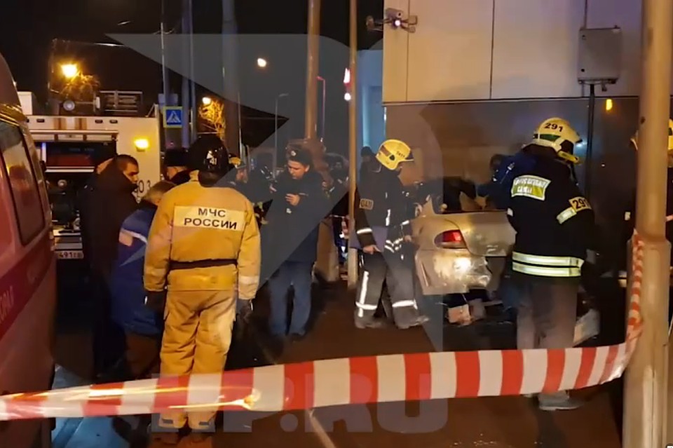 Три человека погибли и двое пострадали в ДТП в Москве