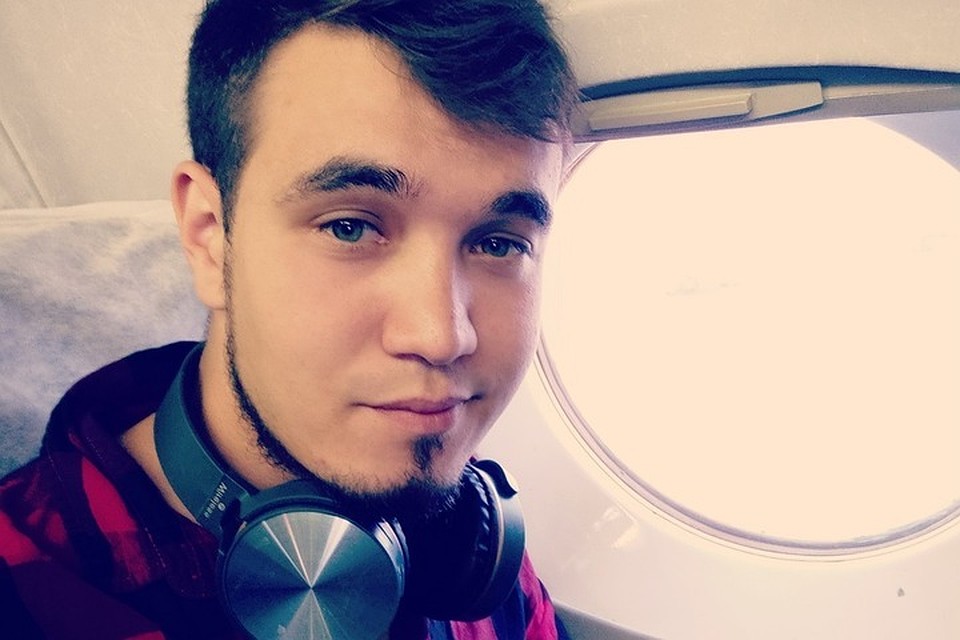 По словам Артура, многие подозревали, что произошло что-то серьезное, но не поддавался панике