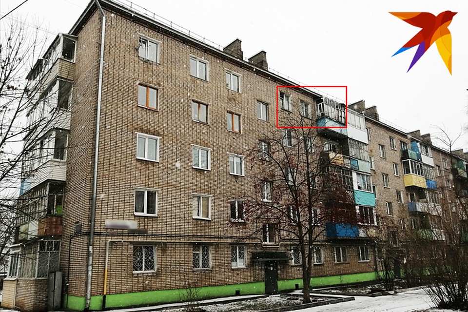 В квартире на пятом этаже около двух недель горел свет