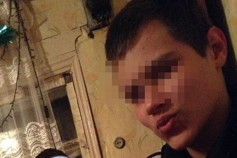 «Я лечу к тебе, как комета»: Нижегородец выпал из окна, уйдя в запой после ссоры со своей девушкой.
