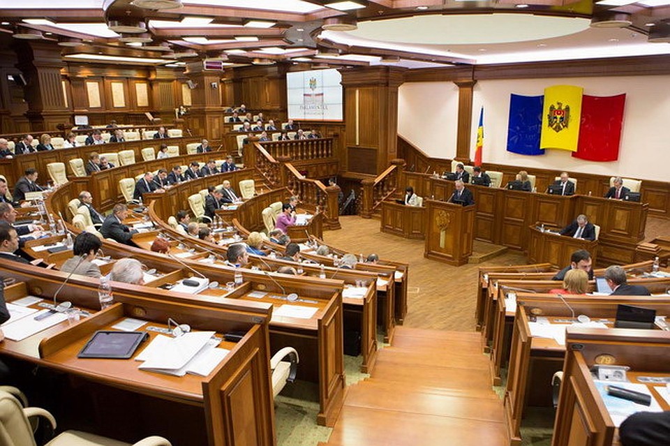 Вернем колхозы: У молдавских депутатов амбициозные планы на 2020 год