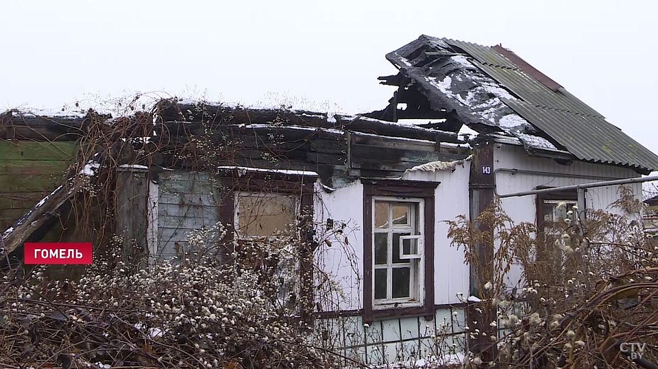 В доме давно никто не живет, но плату за вывоз мусора исправно начисляли. Фото: СТВ