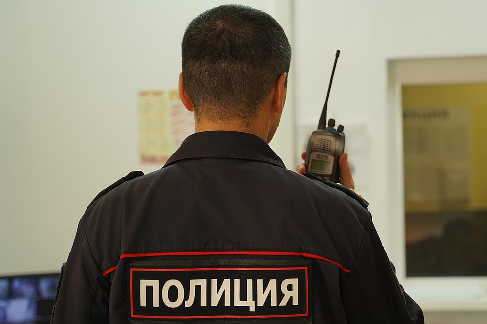 Сейчас этим инцидентом занимается Следственный комитет и полиция.