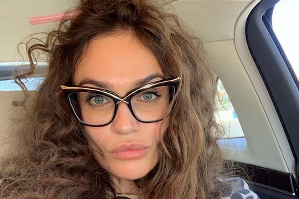 Дамочка услышала о материнском капитале и решила его раскритиковать. В своем хабалистом стиле
