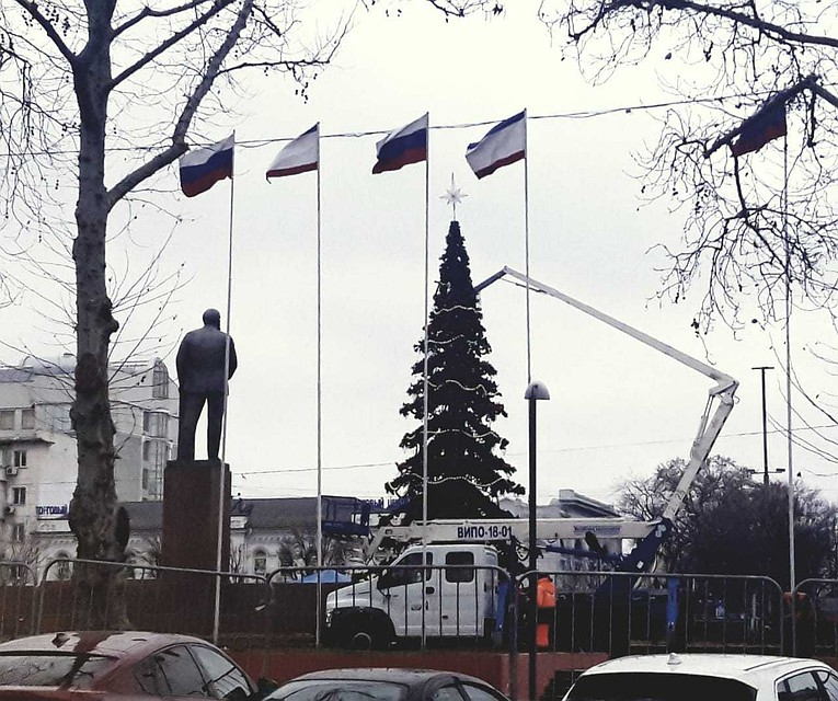 Новогодний символ вернется через год