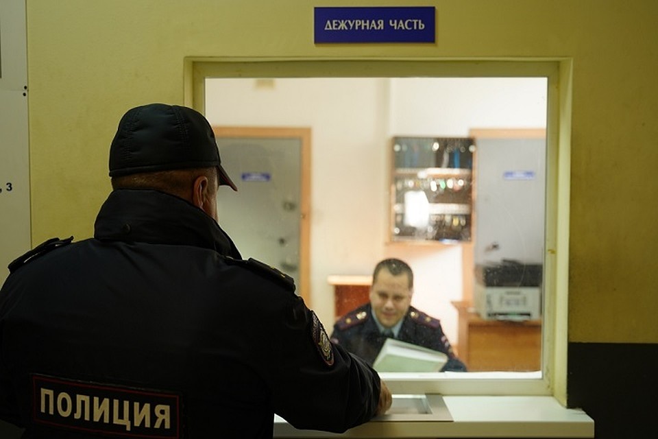 Полицейские ищут обманутых студентов