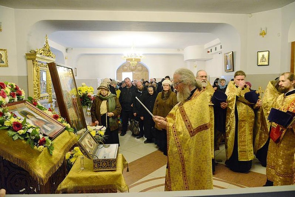 Кроме того в Брянскую область доставили другие святыни Элистинской епархии.