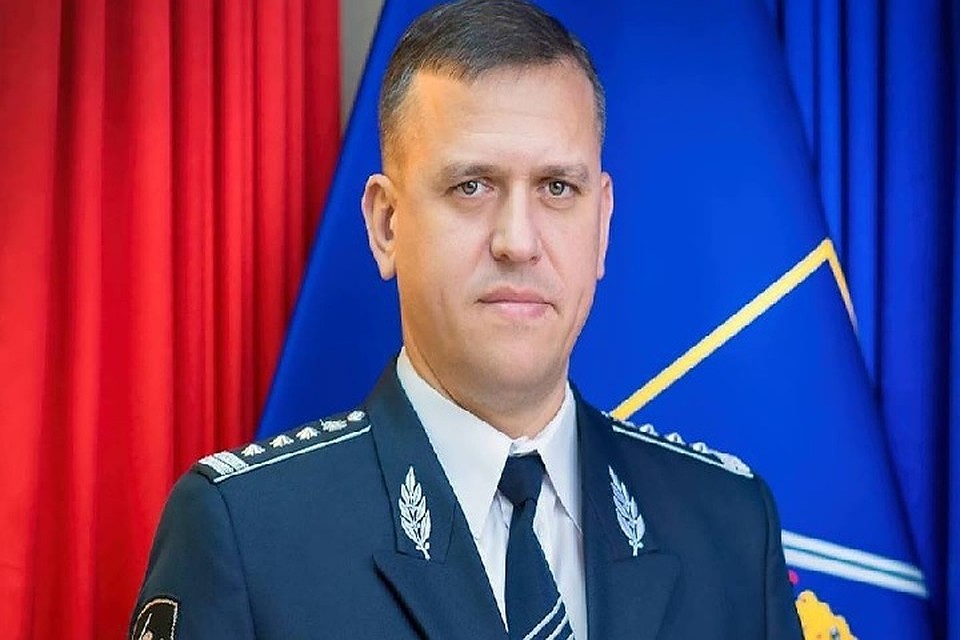 Александр Пынзарь был отправлен в отставку в июне 2019 правительством Санду