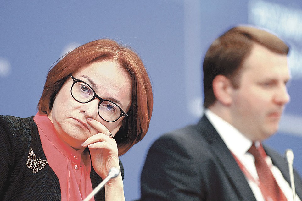 Прошлый год в банковской сфере больше всего запомнился перепалкой между председателем ЦБ Эльвирой Набиуллиной и уже бывшим главой Минэкономразвития Максимом Орешкиным. Высокие чиновники поспорили, есть ли на нашем рынке кредитный пузырь. Орешкин боялся, что есть и он скоро лопнет. В Центробанке отвечали, что у них все под контролем. «КП Капитал» решил разобраться во всем с помощью цифр.