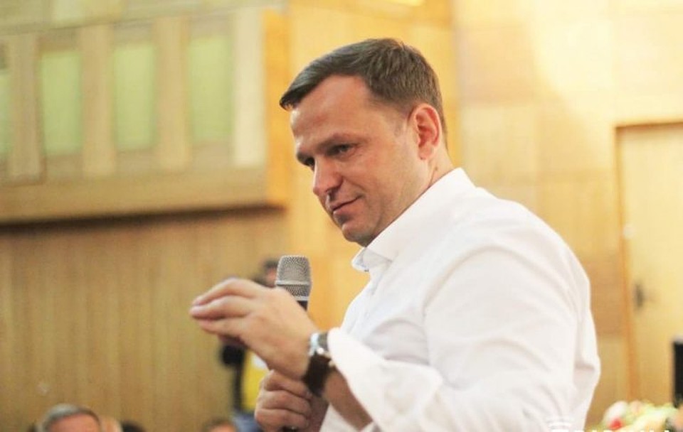 Лидер молдавской Платформы «ДА» Нэстасе нашел видеокамеру в своей спальне