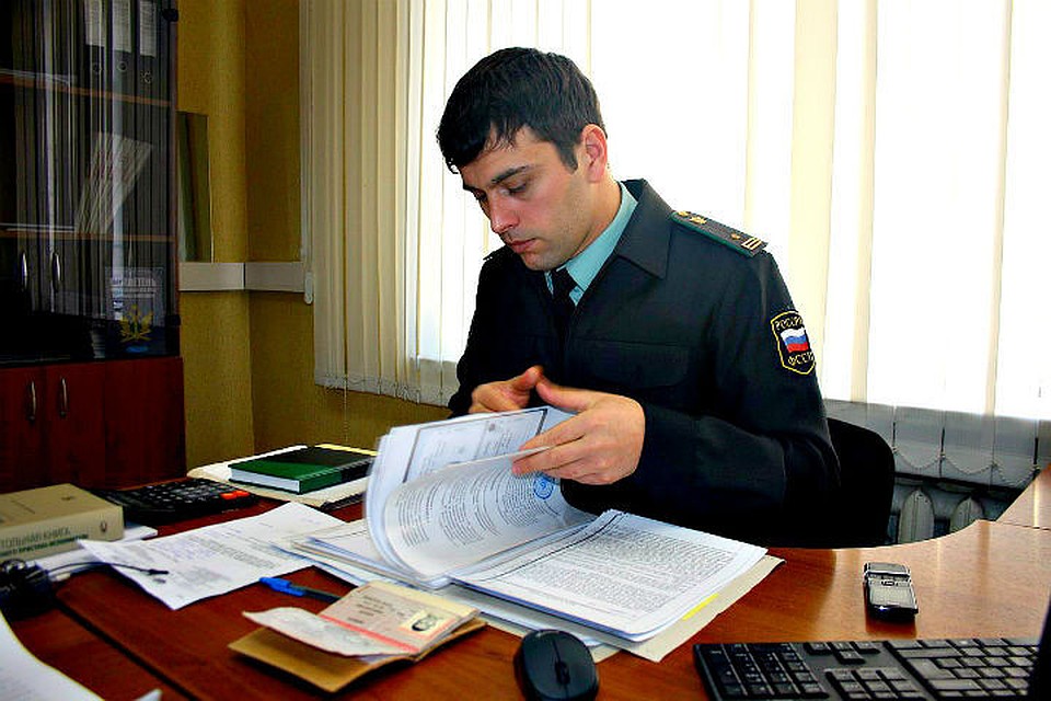 Чтобы не лишиться прав, отец быстро заплатил долг по алиментам. ФОТО: УФССП по Ярославской области