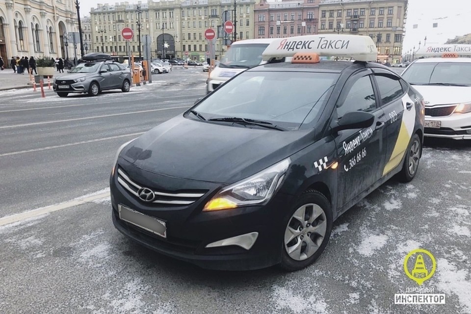 В Петербурге начали ловить нелегальных таксистов. Фото: vk.com/dorinspb