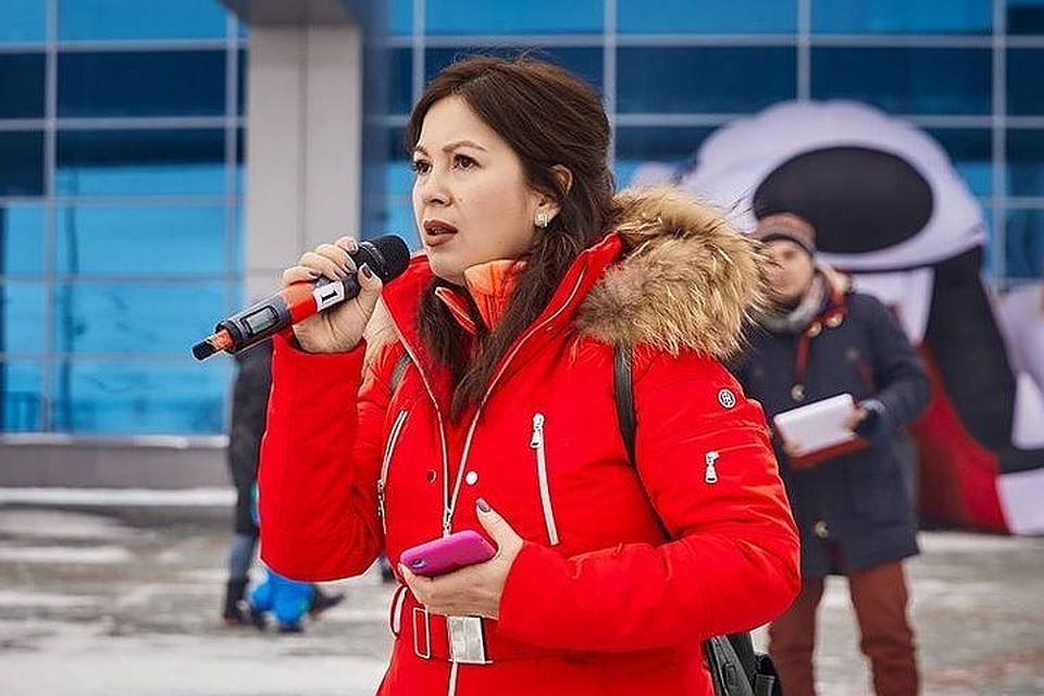 За прошлый месяц Евгения Майорова работала в своем офисе всего два дня, остальное время ушло на поездки по учреждениям региона
