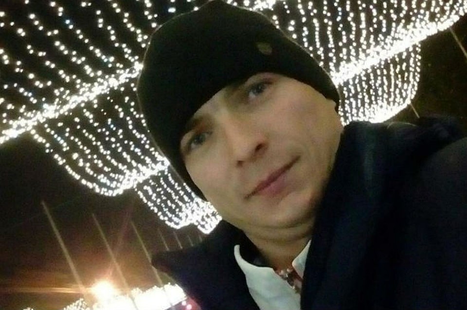 Слесарь за ноги вытащил соседа из горящей комнаты общежития, рискуя собой. Фото: личный архив Сергея Брюшинкина