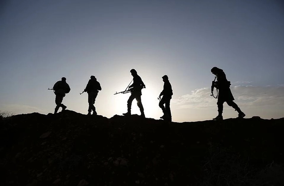 Боевики сбили вертолет сирийской армии в Алеппо