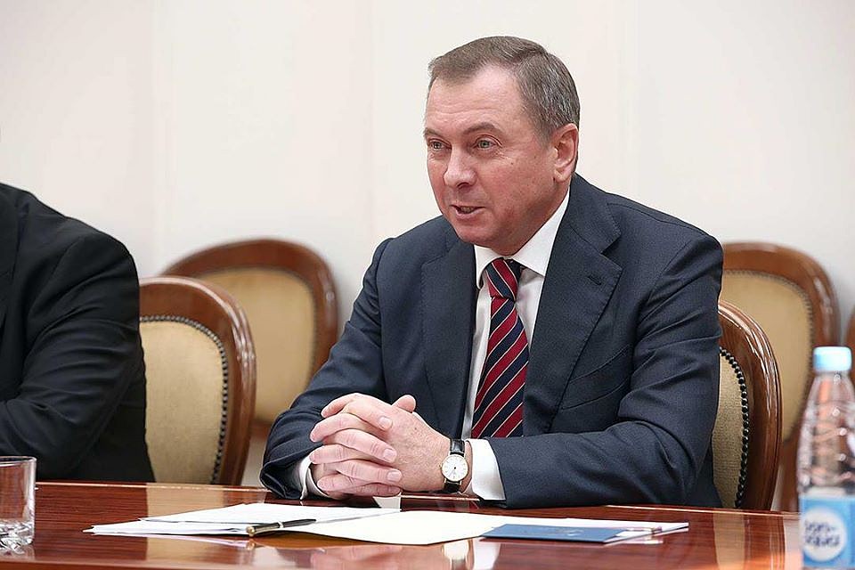 Предложение снабдить страну американской нефтью еще не означают, что Беларусь предпочтет Москве отношения с Вашингтоном.