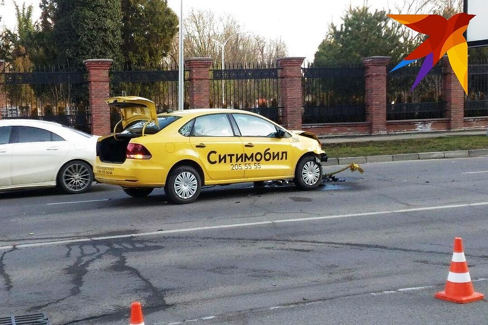 Фото с места аварии.