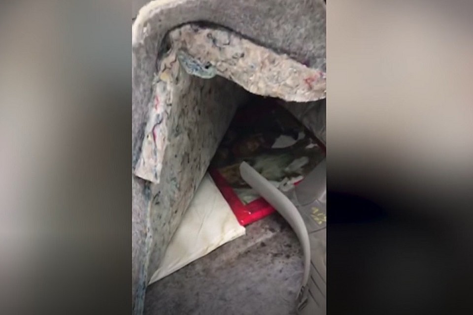 Наркотики пытались спрятать в тайнике внутри автомобиля