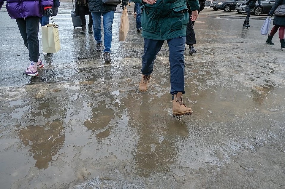 Жителей города ждет снег с дождем