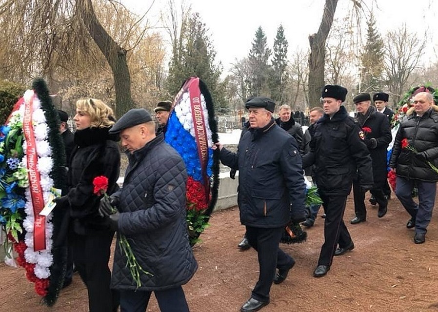 Митинг по традиции был посвящен памяти защитников Отечества, отстоявших свободу и независимость нашей Родины