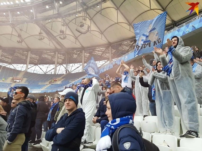 Фанатов наказали за матерные кричалки.