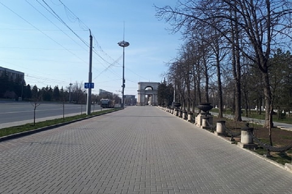 Центре города пуст.