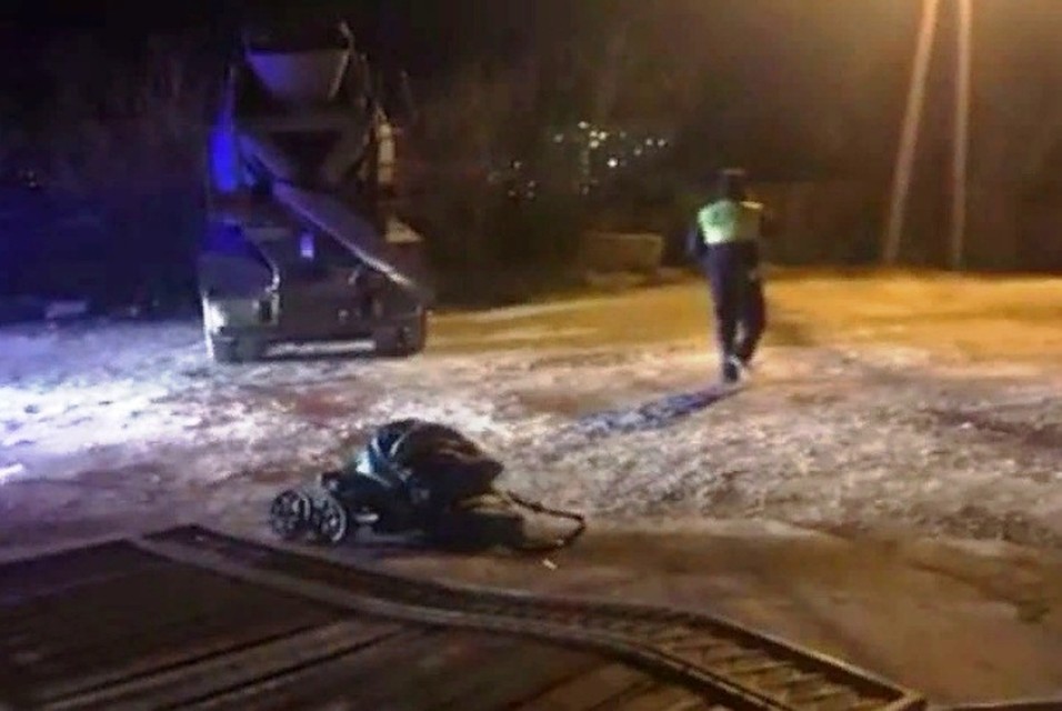 Основной удар пришелся на коляску, в которой находилась 7-месячная кроха.
