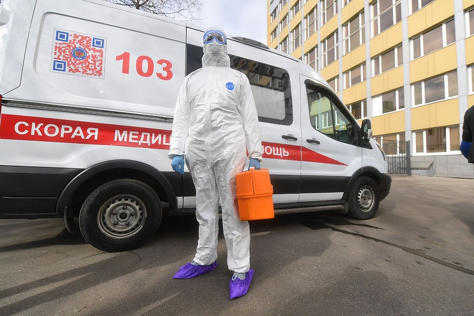 Столичные власти постепенно вводят все новые меры, которые призваны сократить темпы возможного распространения коронавирусной инфекции на территории города.