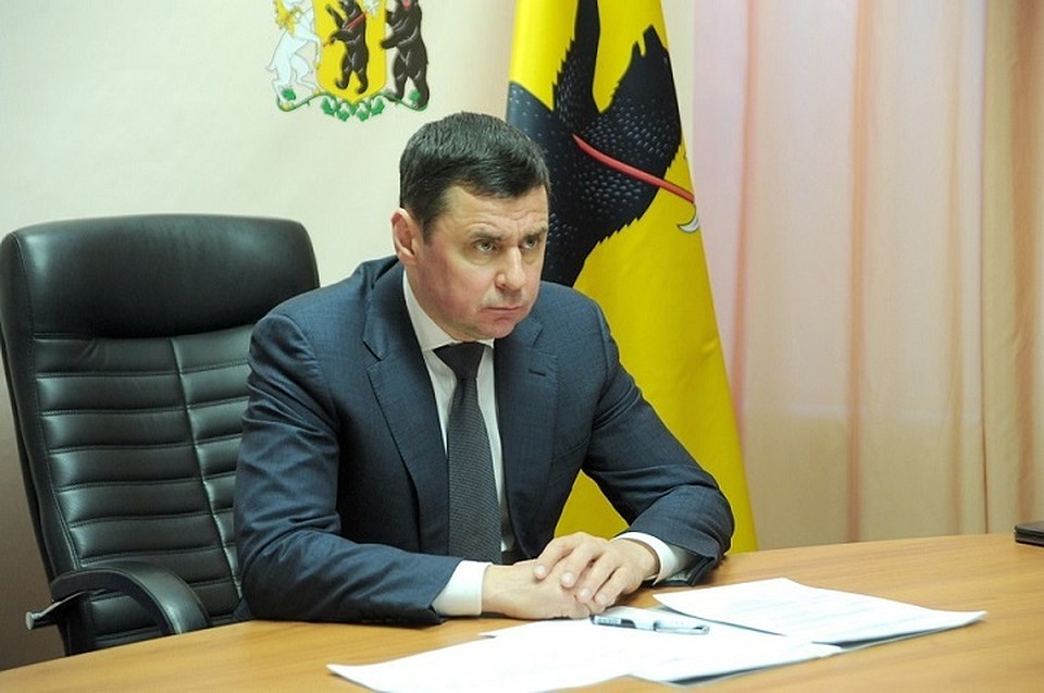 Дмитрий Миронов дал поручение правительству области разработать комплекс экономических мер по поддержке малого и среднего предпринимательства.