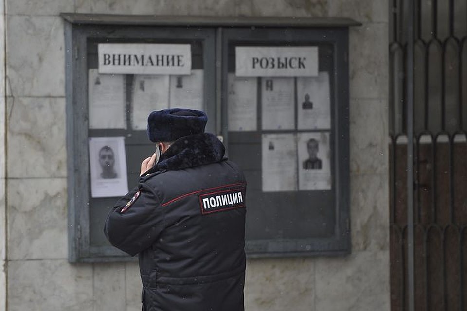 Пенсионеры из Мурманска хотели помочь внуку и отправили мошенникам 230 тысяч рублей.