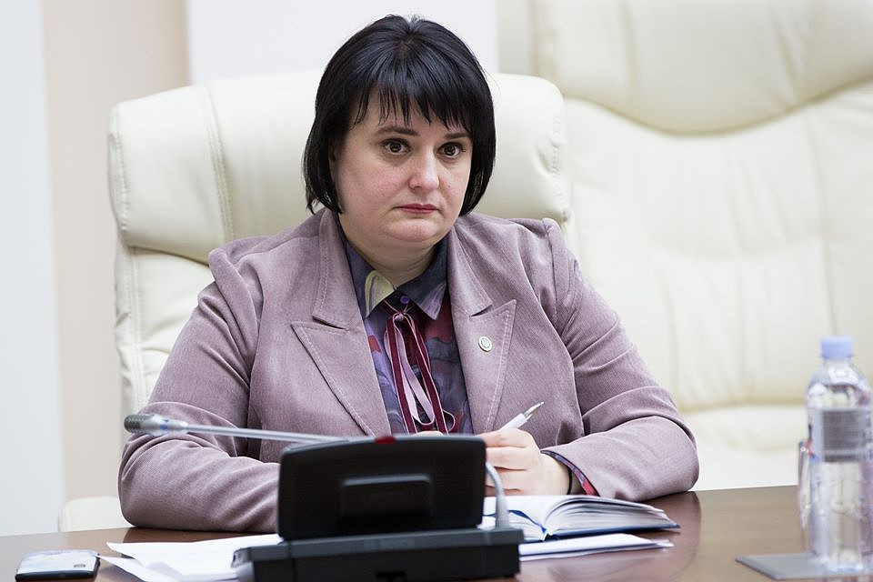 Глава минздрава Виорика Думбрэвяну.