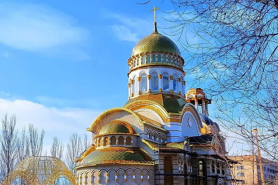 В Луганске будет тепло и солнечно, но ветрено. Фото: vk.com/lugansk_city