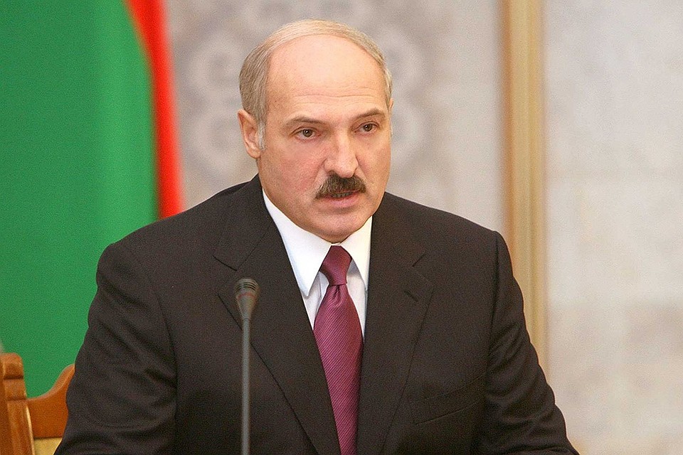 Лукашенко обсуждает с силовиками учения НАТО. Фото: belta.by.